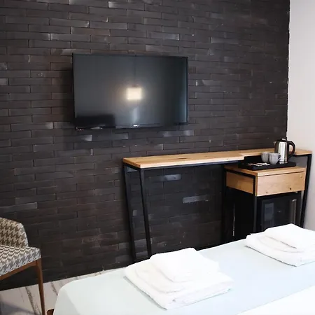 Pintura Hotel *