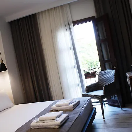 Pintura Hotel *